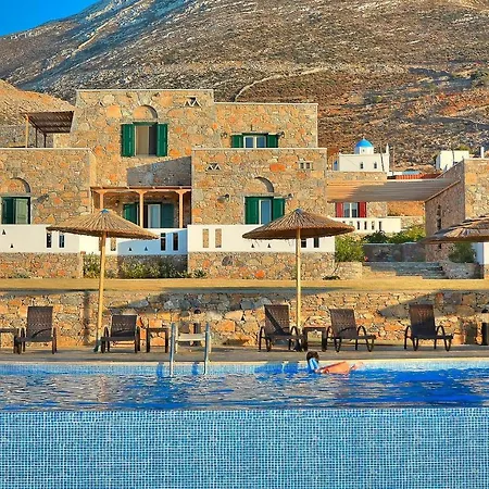 Aquapetra 3* Agios Pavlos (Amorgos)