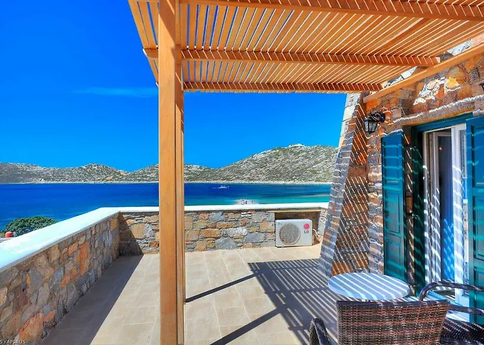 Aquapetra Lägenhetshotell Agios Pavlos (Amorgos)